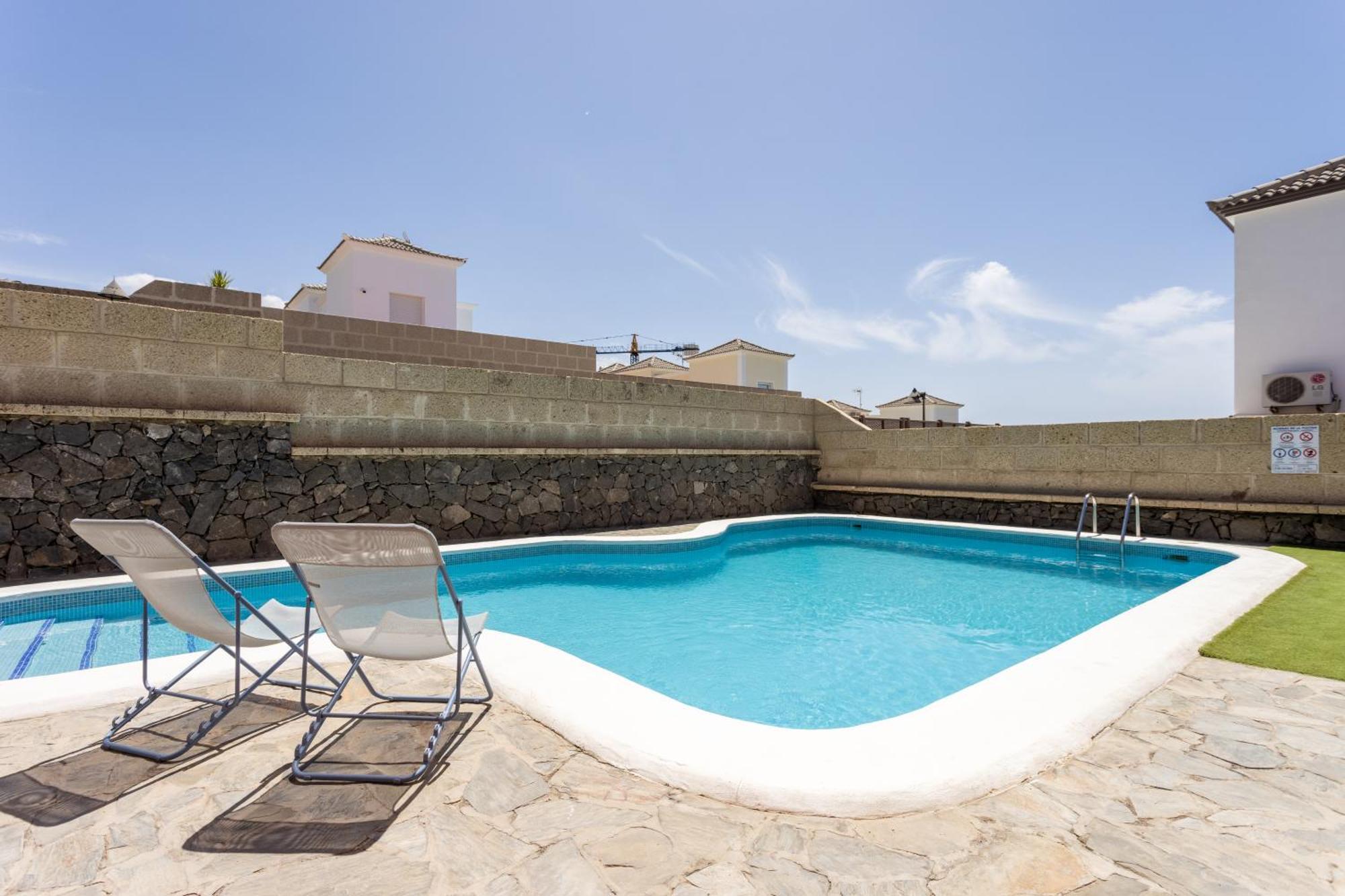 Villa Chloe Costa Adeje Tenerifesummervillas Giant Private Pool 11 Meters Long Zewnętrze zdjęcie