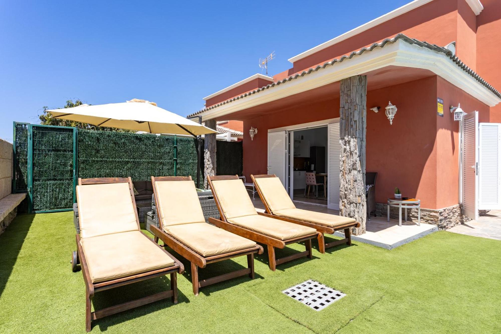 Villa Chloe Costa Adeje Tenerifesummervillas Giant Private Pool 11 Meters Long Zewnętrze zdjęcie